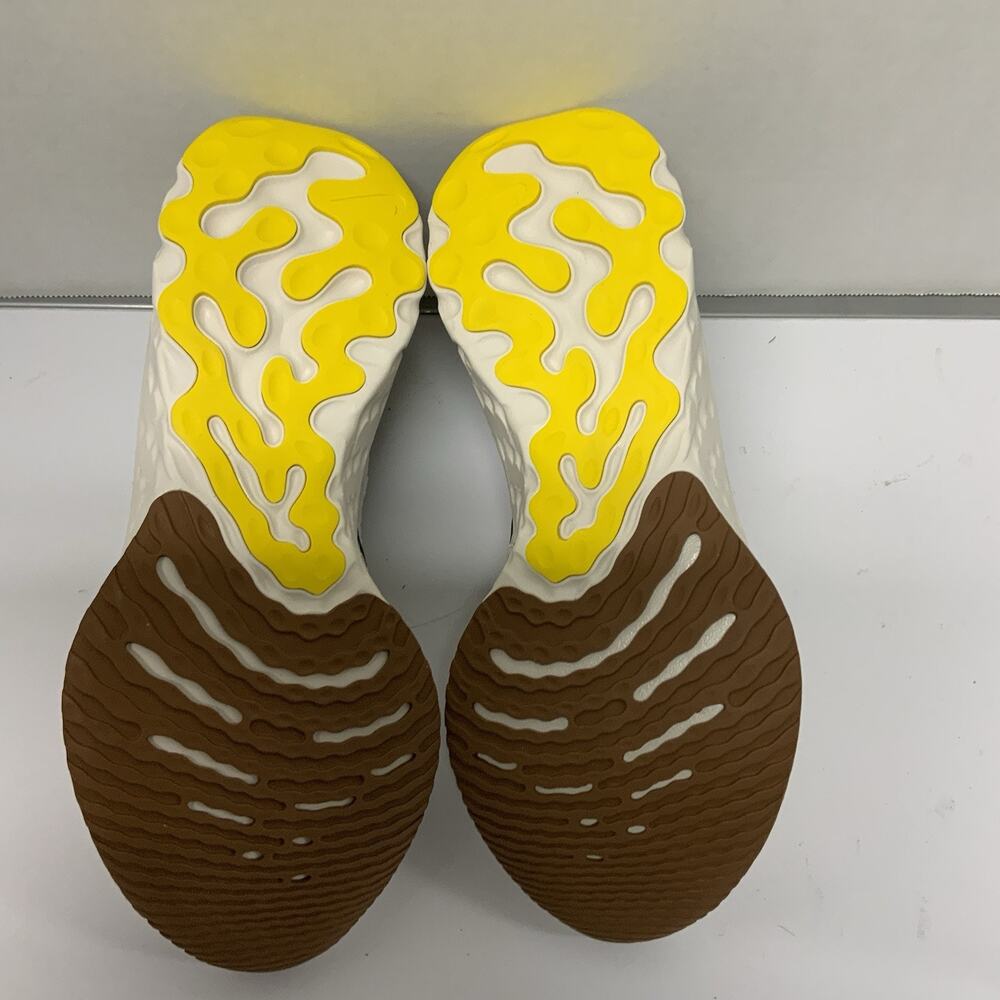 Nike React Infinity Run Flyknit 3 A.I.R. Hola Lou DO9496 001 Size 7.5 Men White - Picture 4 of 6